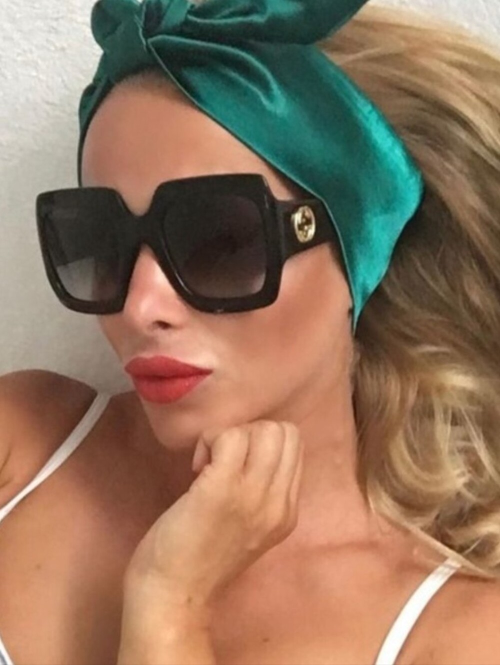 🥰 Authentic Gucci Glossy Black Oversized Square Sunglasses